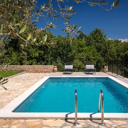 빌라 Modern Casa Stefani With Pool In Buje Kaštel