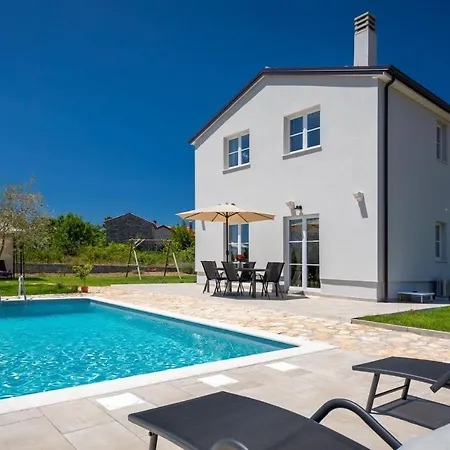 빌라 Modern Casa Stefani With Pool In Buje *