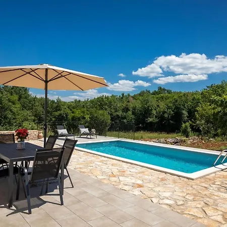 빌라 Modern Casa Stefani With Pool In Buje